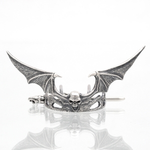 3_Skull & Bat Wing Tiara_3-1