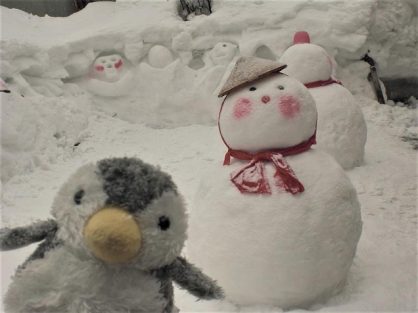 2011年2月　白川郷　雪だるまさんいた～