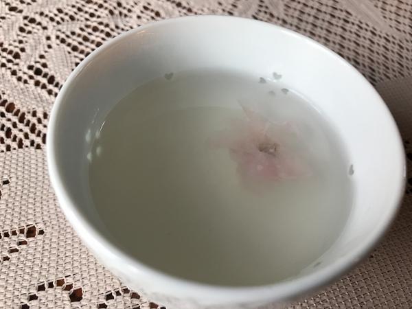 伊賀上野のおひなさま　桜葛湯