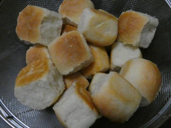 日本一簡単に家で焼けるパンレシピ　焼きあがったパン
